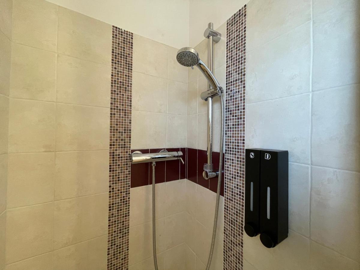 Casa Katiu' Due Camere Indipendenti In Appartamento Di 83 Mq LʼAquila Buitenkant foto