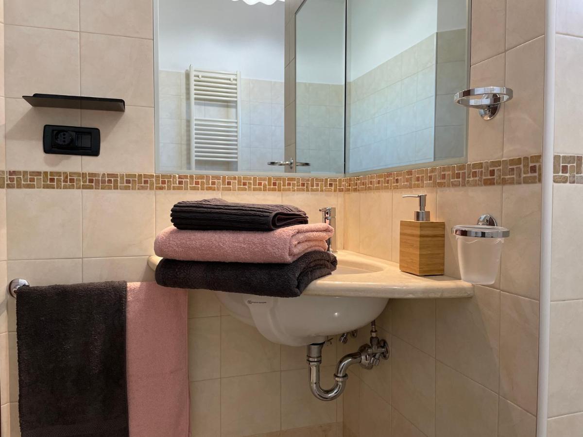 Casa Katiu' Due Camere Indipendenti In Appartamento Di 83 Mq LʼAquila Buitenkant foto