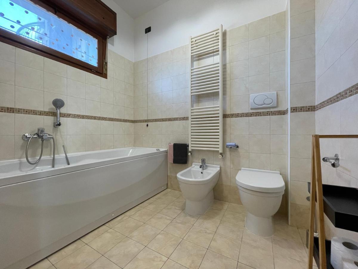 Casa Katiu' Due Camere Indipendenti In Appartamento Di 83 Mq LʼAquila Buitenkant foto